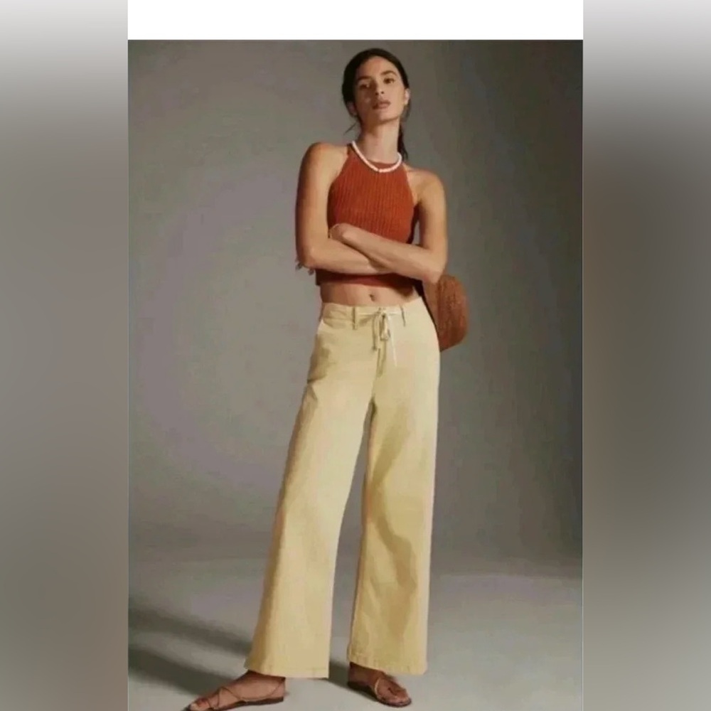 Paige | Carly High-Rise Cropped Wide-Leg Jeans in Vintage Vanilla Sugar.